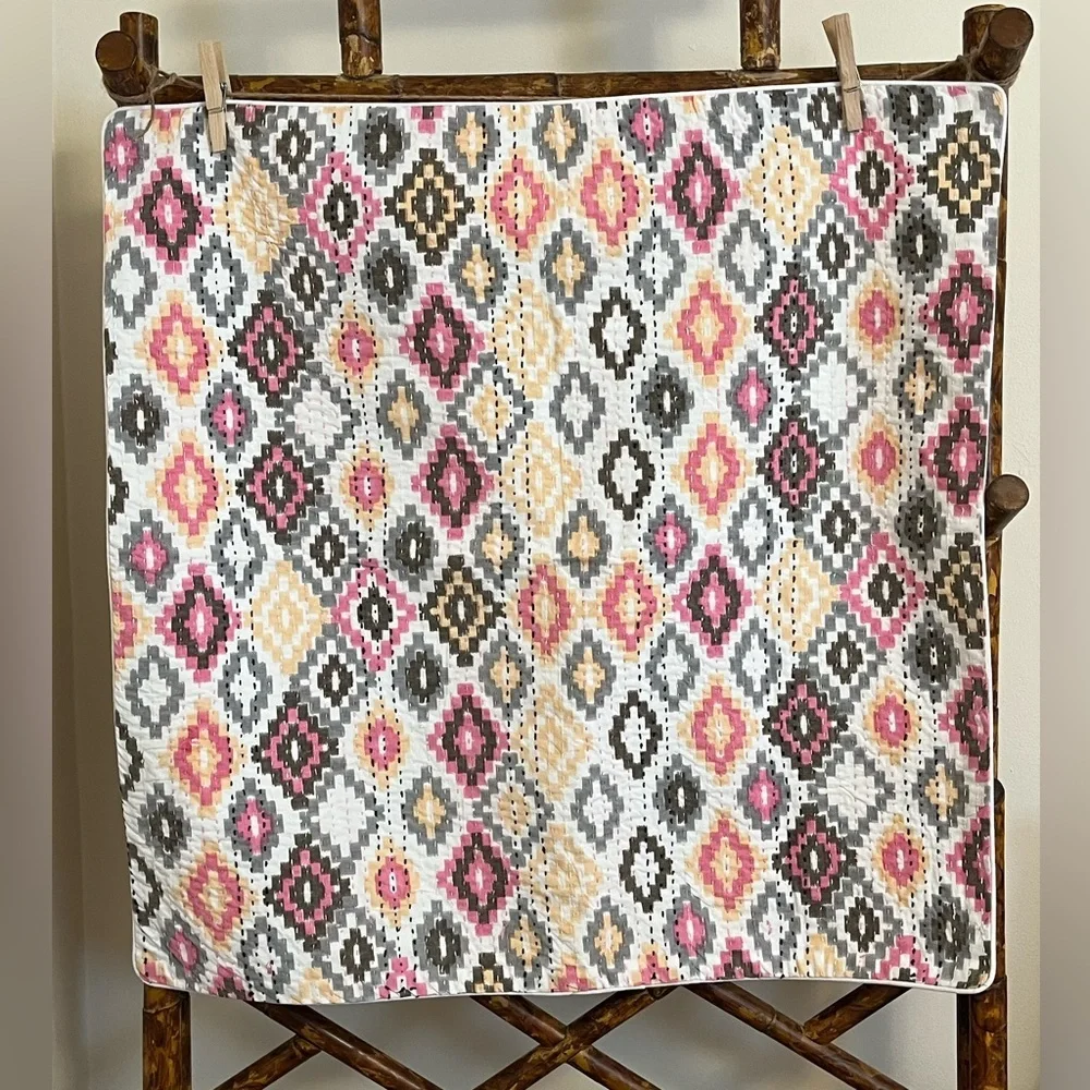 KANTHA STITCHED COTTON PILLOW COVER ZIPPER CLOSURE MADE IN INDIA